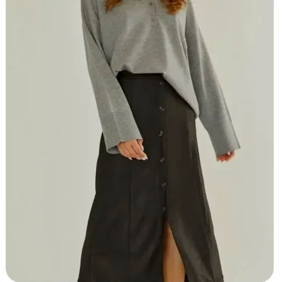 L Love vegan black suede skirt sz medium *K - Picture 2 of 9